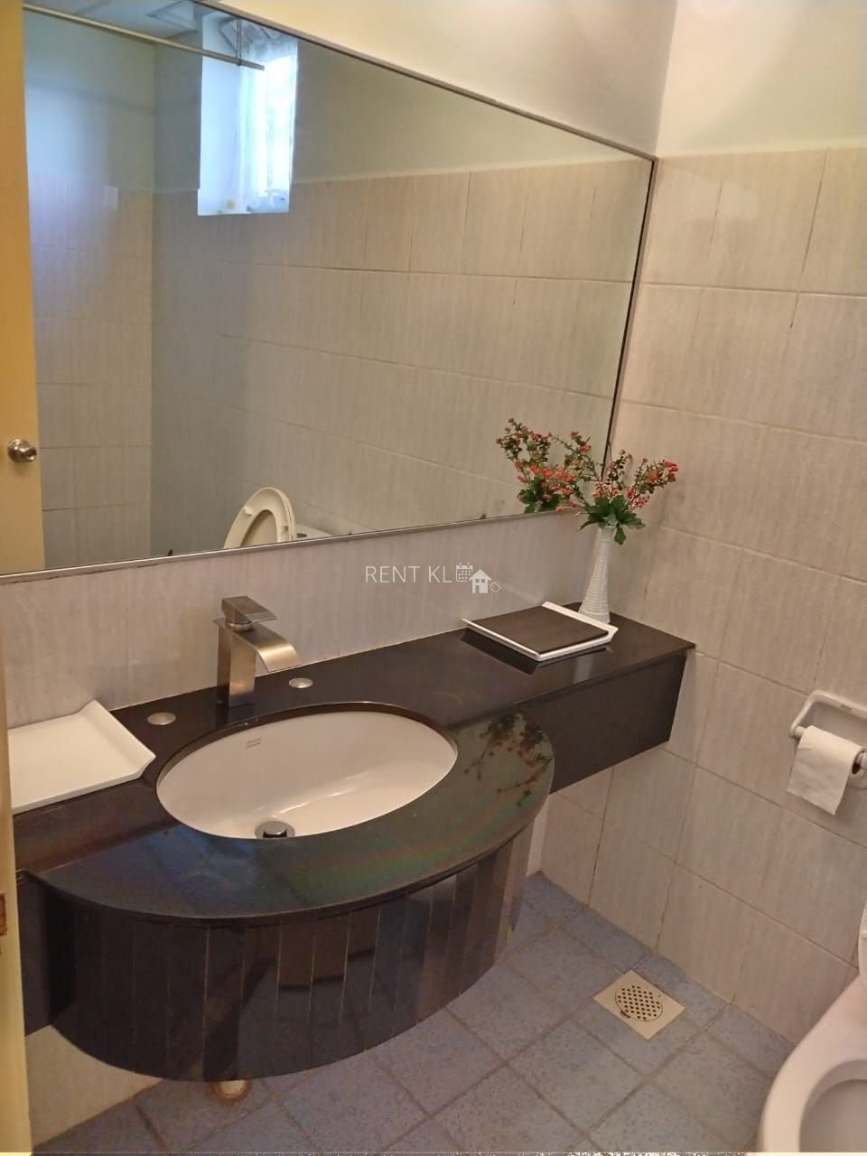 1 Bedroom 2 Bathrooms at Brighton Condominium Miri For Rent 12