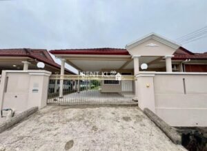 4 Bedrooms 2 Bathrooms Single Storey Semi-D at Interhill Park Miri For Rent 1