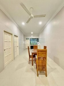 4 Bedrooms 2 Bathrooms Single Storey Semi-D at Interhill Park Miri For Rent 3
