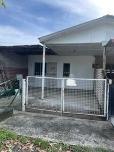 2 Bedrooms 1 Bathrooms 1 Storey Terrace House At Bandar Baru Permyjaya House For Sale 4
