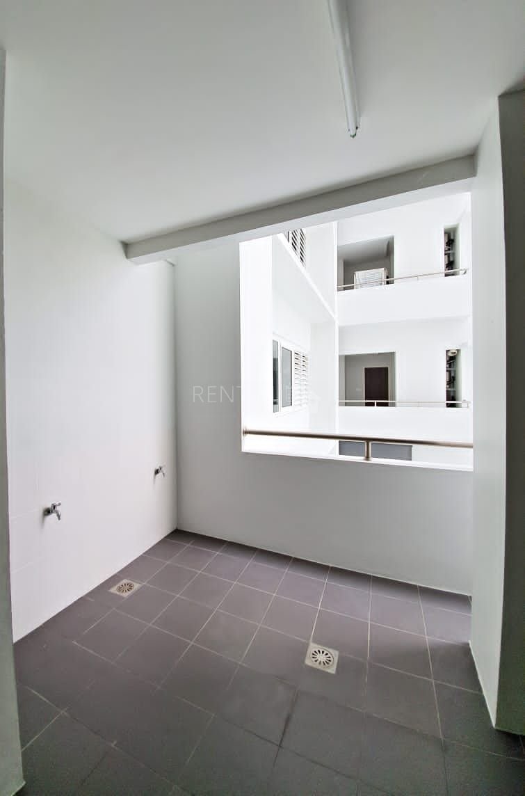 3 Bedrooms 2 Bathroom Medium Floor At The Wharf Miri For Rent 15