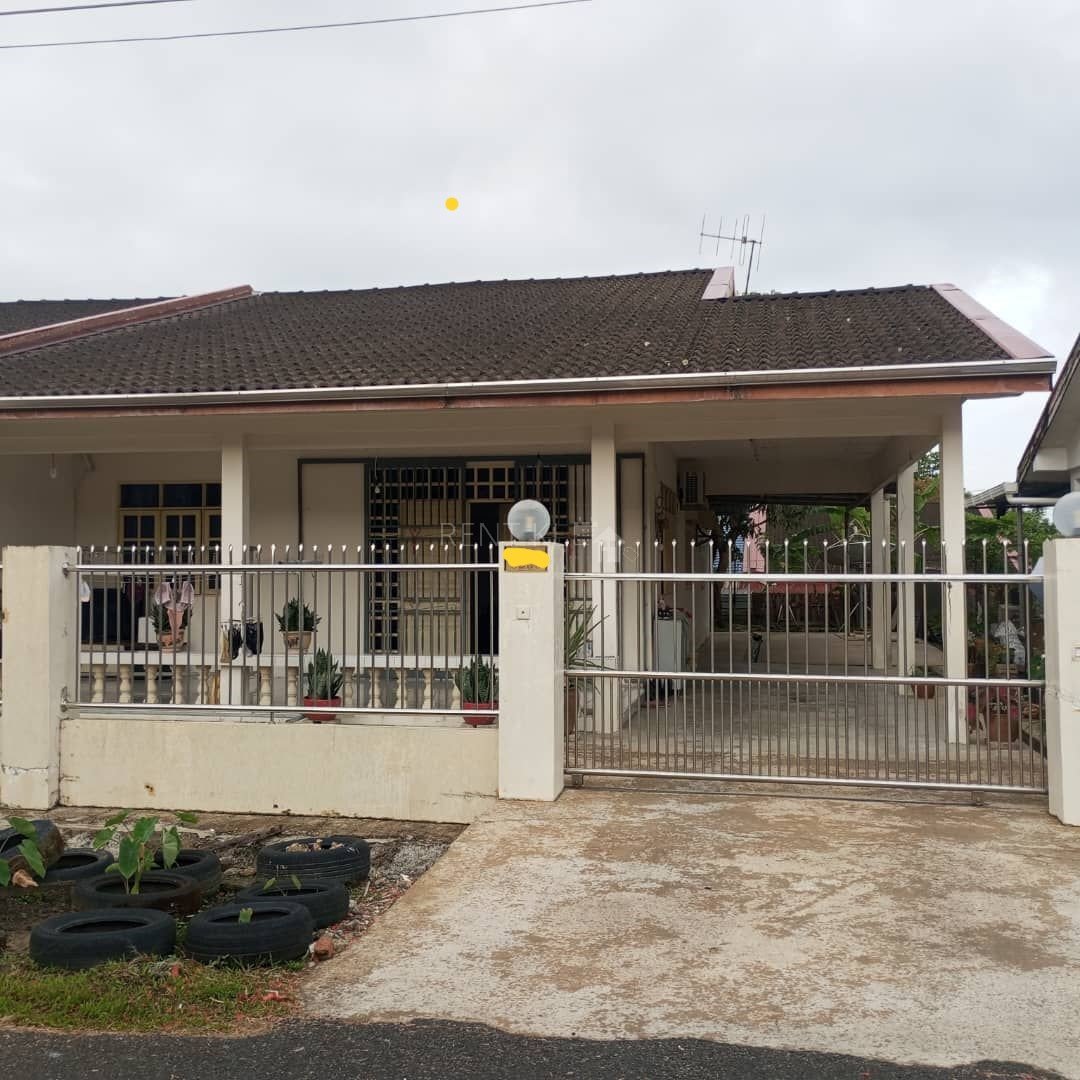 3 Bedrooms 2 Bathrooms Semi Detached House At Taman Da Sing Miri House For Sale 11