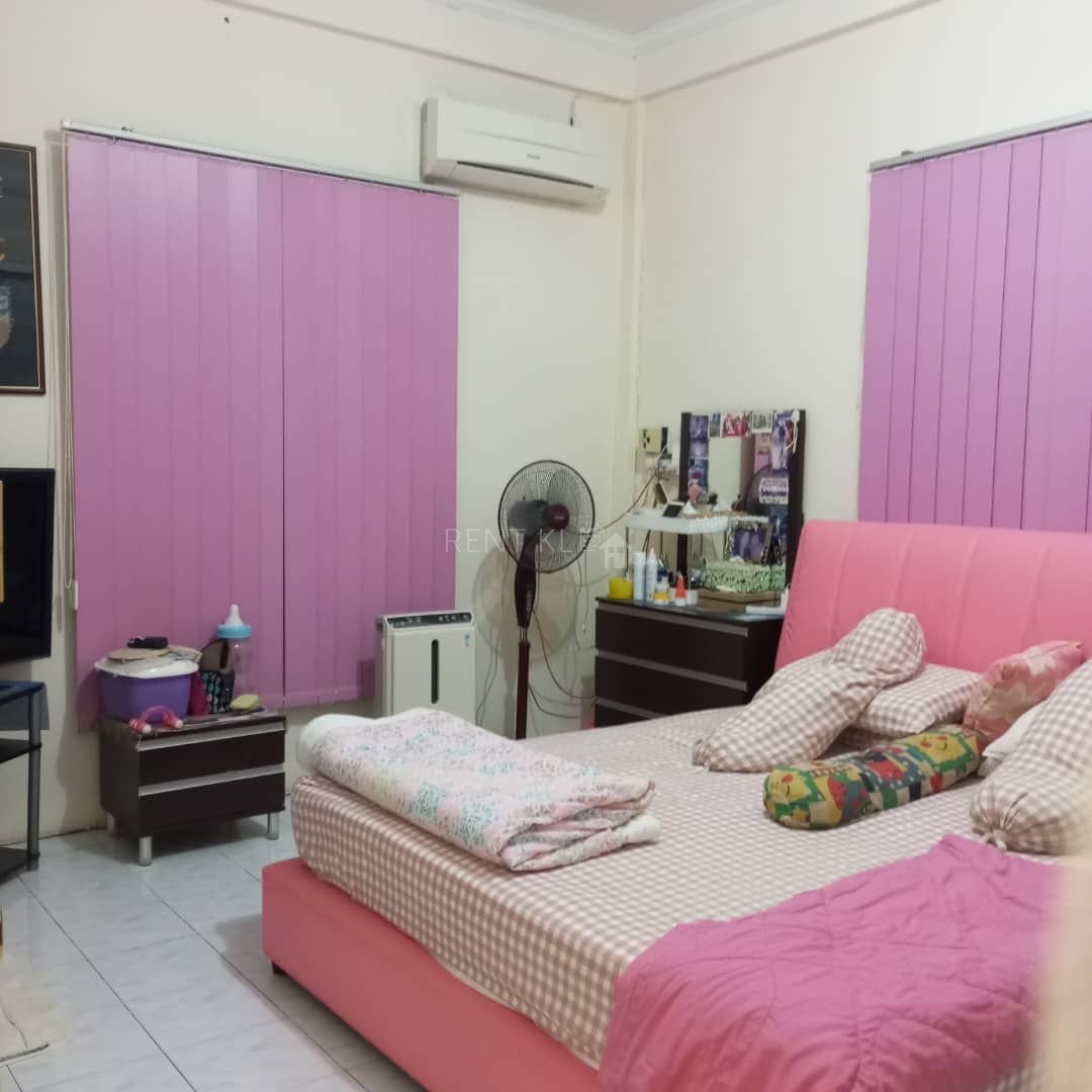 3 Bedrooms 2 Bathrooms Semi Detached House At Taman Da Sing Miri House For Sale 3
