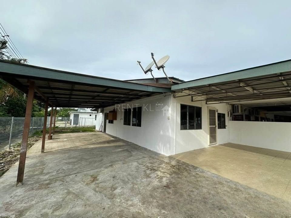 4 Bedrooms 1 Bathrooms 2 Storey Terrace House At Permyjaya House For Sale 2