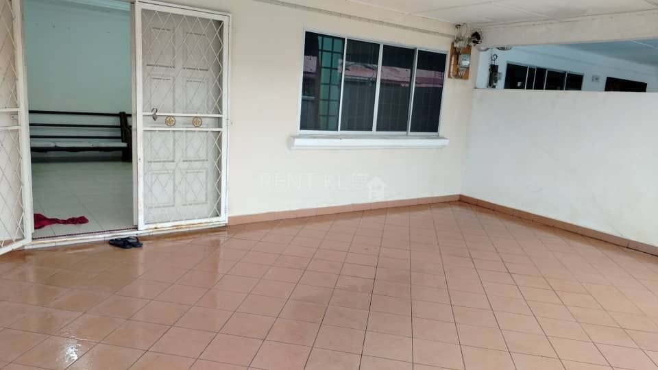 4 Bedrooms 3 Bathrooms 2 Storey Terrace House At Desa Senadin For Rent 10