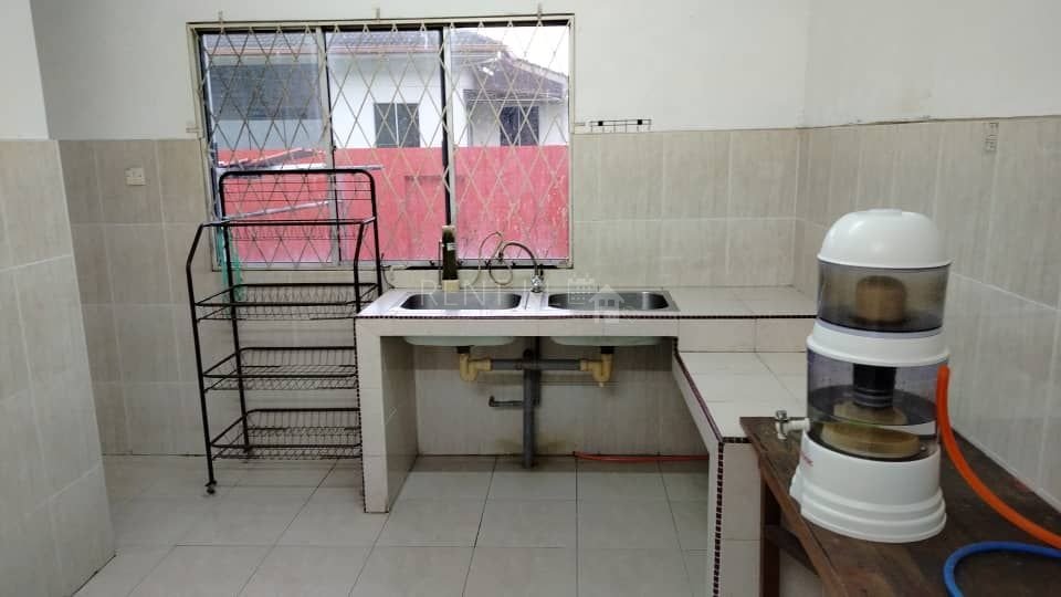 4 Bedrooms 3 Bathrooms 2 Storey Terrace House At Desa Senadin For Rent 12