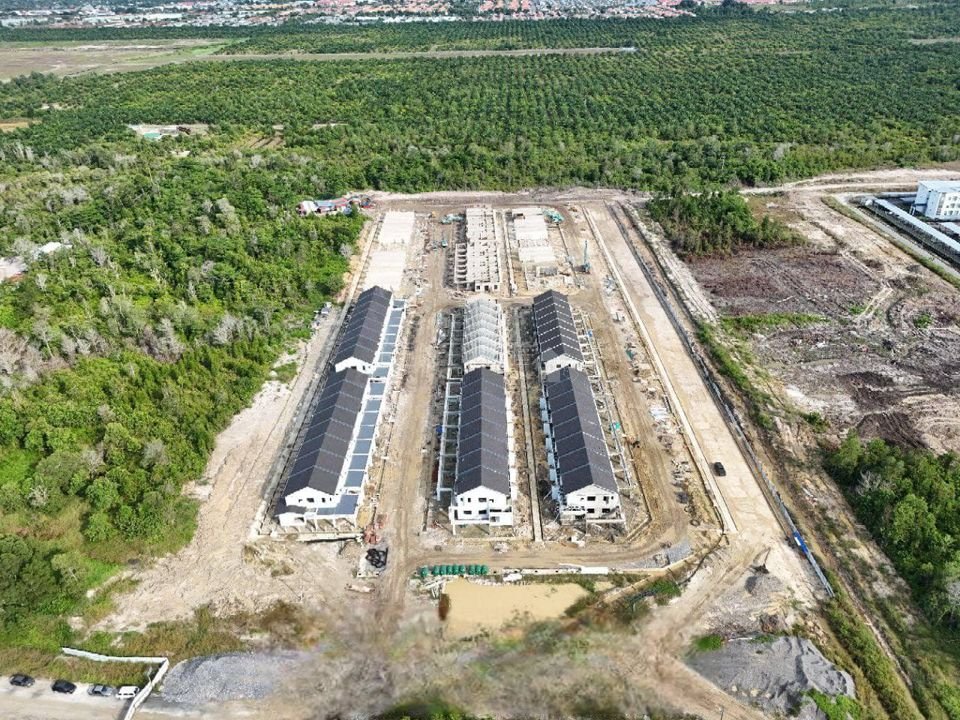 Hillside Residences Luak Bay Miri 14