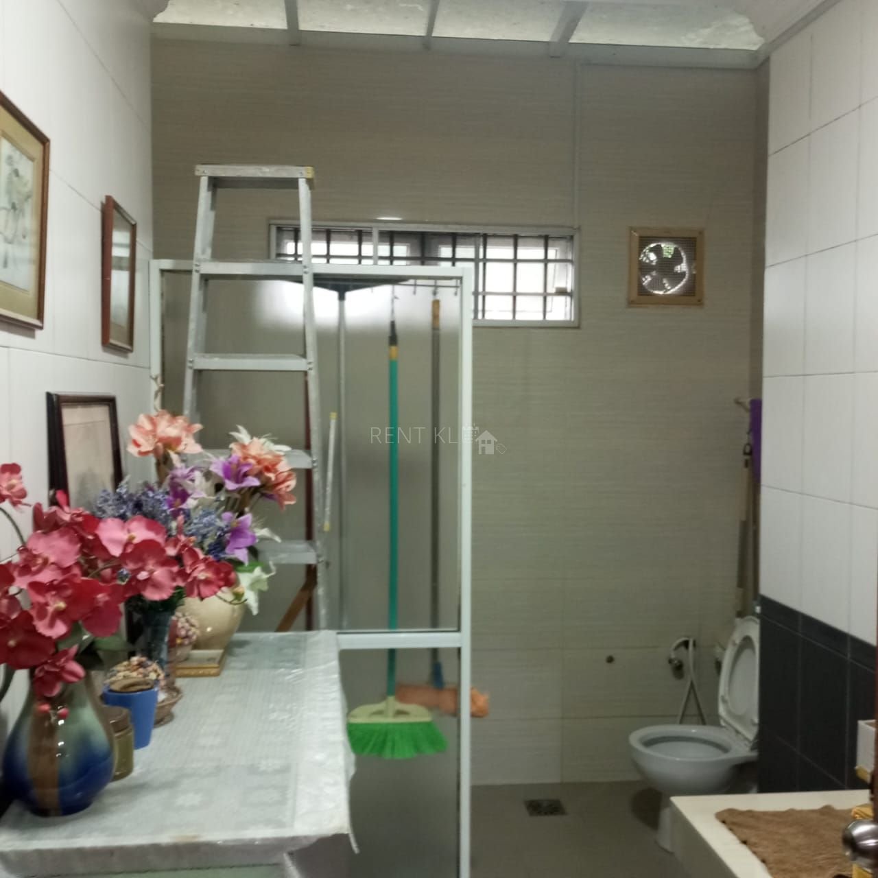 1 Storey Semi-Detached House For Sale Jalan Pinang Riam Miri For Rent 5