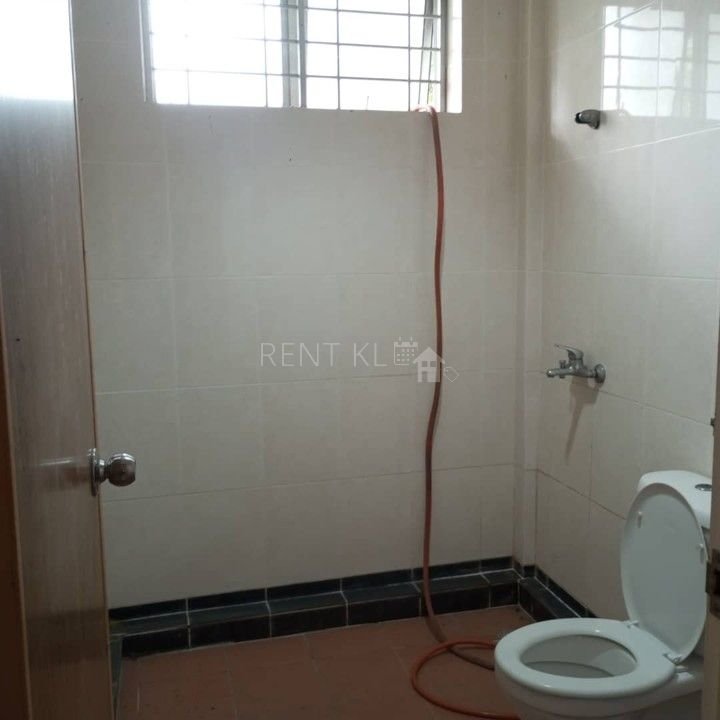 2 Storey Terrace House For Sale in Interhill Miri Airport House For Sale 9