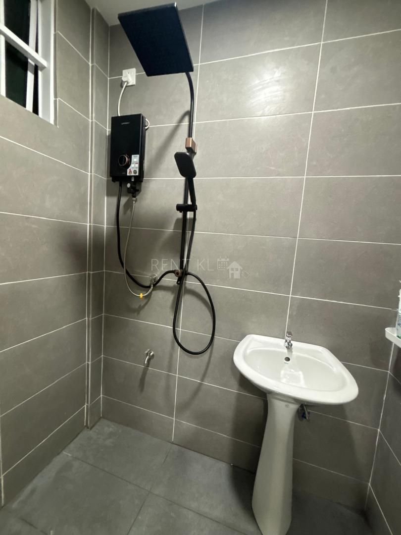 3 Bedrooms 1 Bathrooms 1 Storey Terrace House At Shang Garden Miri House For Rent 8