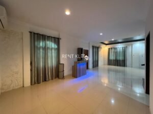 5 Bedrooms 4 Bathrooms Double Storey Semi Detached House For Sale At Jalan Sim Kheng Hong Miri Airport Luak Bay Miri House For Sale 2