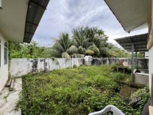 5 Bedrooms 4 Bathrooms Double Storey Semi Detached House For Sale At Jalan Sim Kheng Hong Miri Airport Luak Bay Miri House For Sale 21