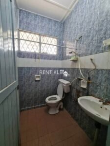 3 Bedrooms 2 Bathrooms Single Storey Semi Detached House For Sale At Taman Delight Miri House For Sale 10