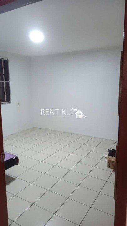 4 Bedrooms 3 Bathrooms Double Storey Semi D House For Rent At Pujut 9 Miri For Rent 7