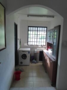 4 Bedrooms 3 Bathrooms Double Storey Semi Detached House For Rent At Senadin Miri For Rent 4