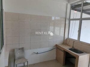 4 Bedrooms 4 Bathrooms Double Storey Semi Detached House For Rent At Jalan Aru Miri For Rent (Airport area or Luak) 9
