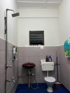 edrooms 2 Bathrooms Double Storey Terrace Corner House For Rent At Jalan Aru Miri For Rent (Airport area or Luak) 11