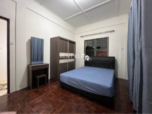 s 2 Bathrooms Double Storey Terrace Corner House For Rent At Jalan Aru Miri For Rent (Airport area or Luak) 8