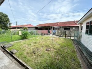 3 Bedrooms 2 Bathrooms Single Storey Terrace House For Sale At Taman Tunku Miri House For Sale 3