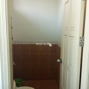 4 Bedrooms 4 Bathrooms Double Storey Semi D House For Rent At Taman Pantai Luak Miri For Rent (Luak) 19