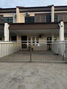 3 Bedrooms 3 Bathrooms 2 Storey Terraced House For Rent At Soffione Villa Miri House For Rent 1