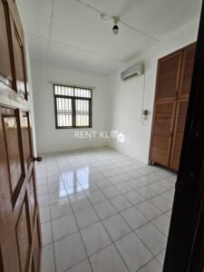 4 Bedrooms 2 Bathrooms Single Storey Terrace Corner House For Rent At Jalan Luak Bay Taman Wah Shin Miri House For Rent 11