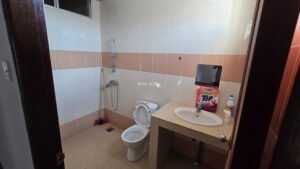 4 Bedrooms 3 Bathrooms 2 Storey Semi-Detached House For Rent At Riam Miri House For Rent 16