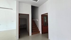 4 Bedrooms 3 Bathrooms 2 Storey Semi-Detached House For Rent At Riam Miri House For Rent 3