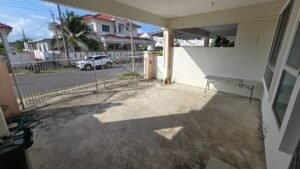 4 Bedrooms 3 Bathrooms 2 Storey Semi-Detached House For Rent At Riam Miri House For Rent 4