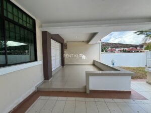 4 Bedrooms 3 Bathrooms 2 Storey Semi-Detached House For Rent At Riverview Park Miri House For Rent 9