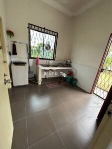 3 Bedrooms 2 Bathrooms 1 Storey Terrace House For Rent At Jalan Perkasa Senadin Miri House For Rent 3