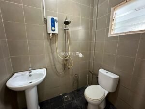 3 Bedrooms 2 Bathrooms 1 Storey Terrace House For Rent At Taman Yakin Krokop Miri House For Rent 12