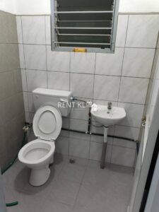1 Storey Terrace House For Rent At Jalan Pinang Riam Miri House For Rent 11