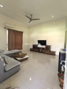 3 Bedrooms 2 Bathrooms Single Storey Semi D House For Rent At Jalan Rengas Luak Miri For Rent 2