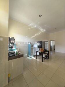 3 Bedrooms 2 Bathrooms Single Storey Semi D House For Rent At Jalan Rengas Luak Miri For Rent 5