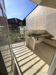 3 Bedrooms 2 Bathrooms Single Storey Semi D House For Rent At Jalan Rengas Luak Miri For Rent 9