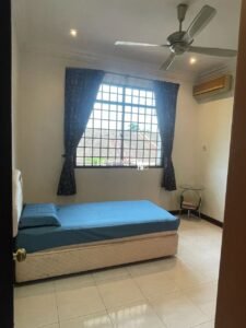 4 Bedrooms 3 Bathrooms Double Storey Semi D Corner House For Rent At Taman Pantai Luak Miri For Rent 11