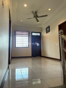 4 Bedrooms 3 Bathrooms Double Storey Semi D Corner House For Rent At Taman Pantai Luak Miri For Rent 17