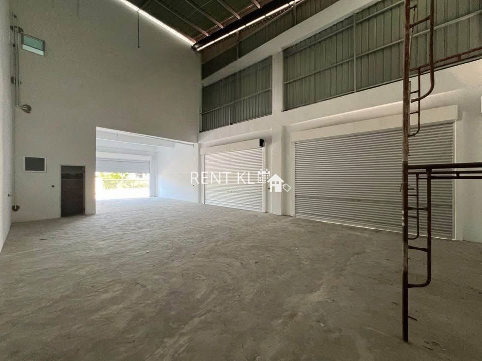 Double Storey Semi Detached Warehouse At Senadin Enterprise Park @ Desa Senadin (Phase 9) For Rent 6