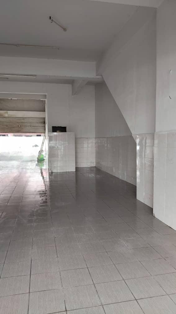 2 Storey Shop For Rent At Sevenew Commercial Centre Pujut Miri (Ground Floor) 3