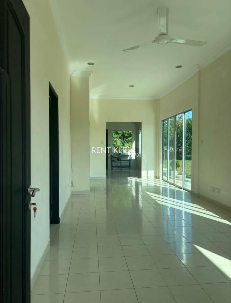 3 Bedrooms 2 Bathrooms 1 Storey Terrace House For Rent At Desa Bahagia Miri For Rent 2