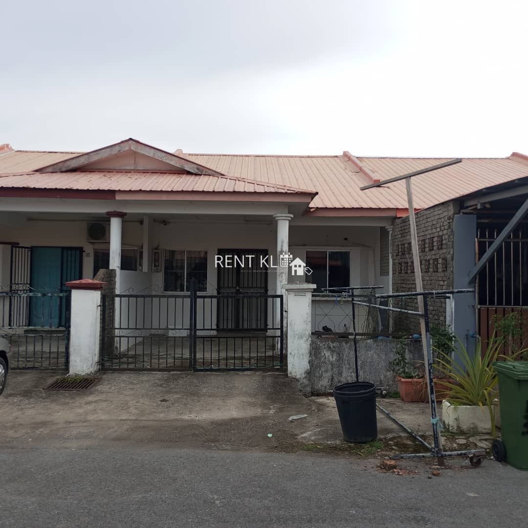 3 Bedrooms 2 Bathrooms 1 Storey Terrace House For Rent At Senadin Miri House For Rent 1