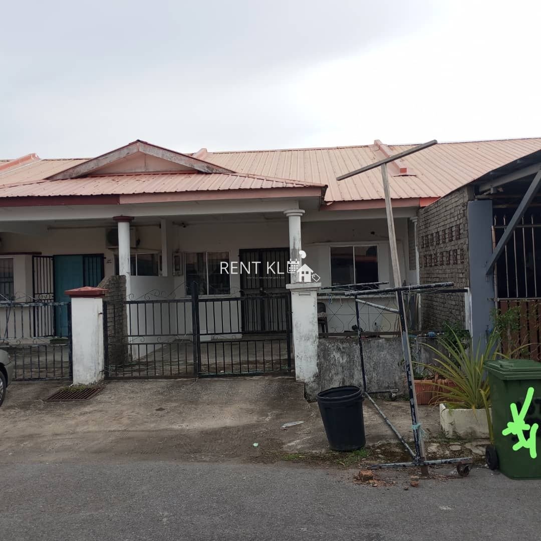 3 Bedrooms 2 Bathrooms 1 Storey Terrace House For Rent At Senadin Miri House For Rent 3