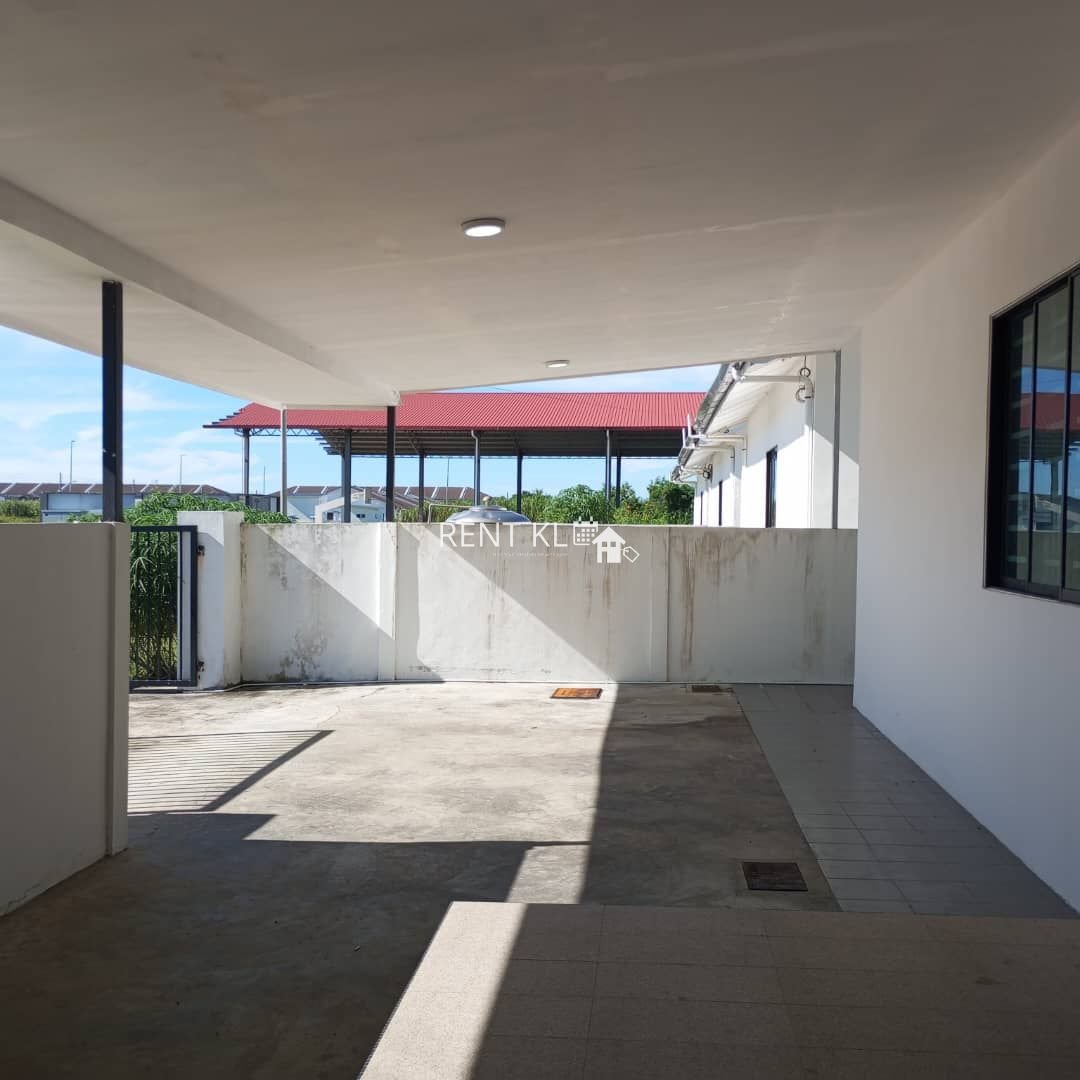 3 Bedrooms 3 Bathrooms 1 Storey Terrace House For Rent At Senadin Miri House For Rent 2