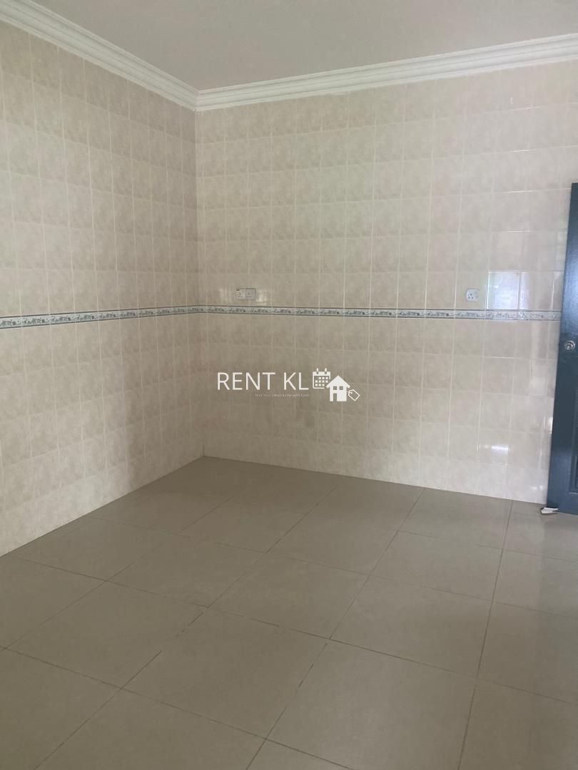 4 Bedrooms 2 Bathrooms 2 Storey Semi D House For Rent At Jalan Luak Bay Min Sing Garden Miri House For Rent 14
