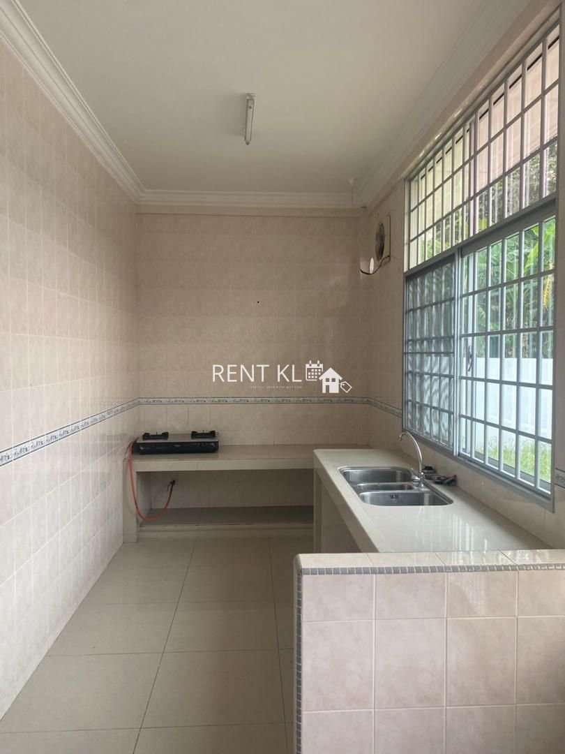 4 Bedrooms 2 Bathrooms 2 Storey Semi D House For Rent At Jalan Luak Bay Min Sing Garden Miri House For Rent 4