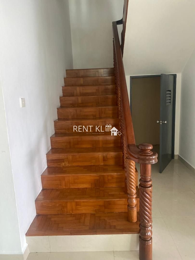 4 Bedrooms 2 Bathrooms 2 Storey Semi D House For Rent At Jalan Luak Bay Min Sing Garden Miri House For Rent 5