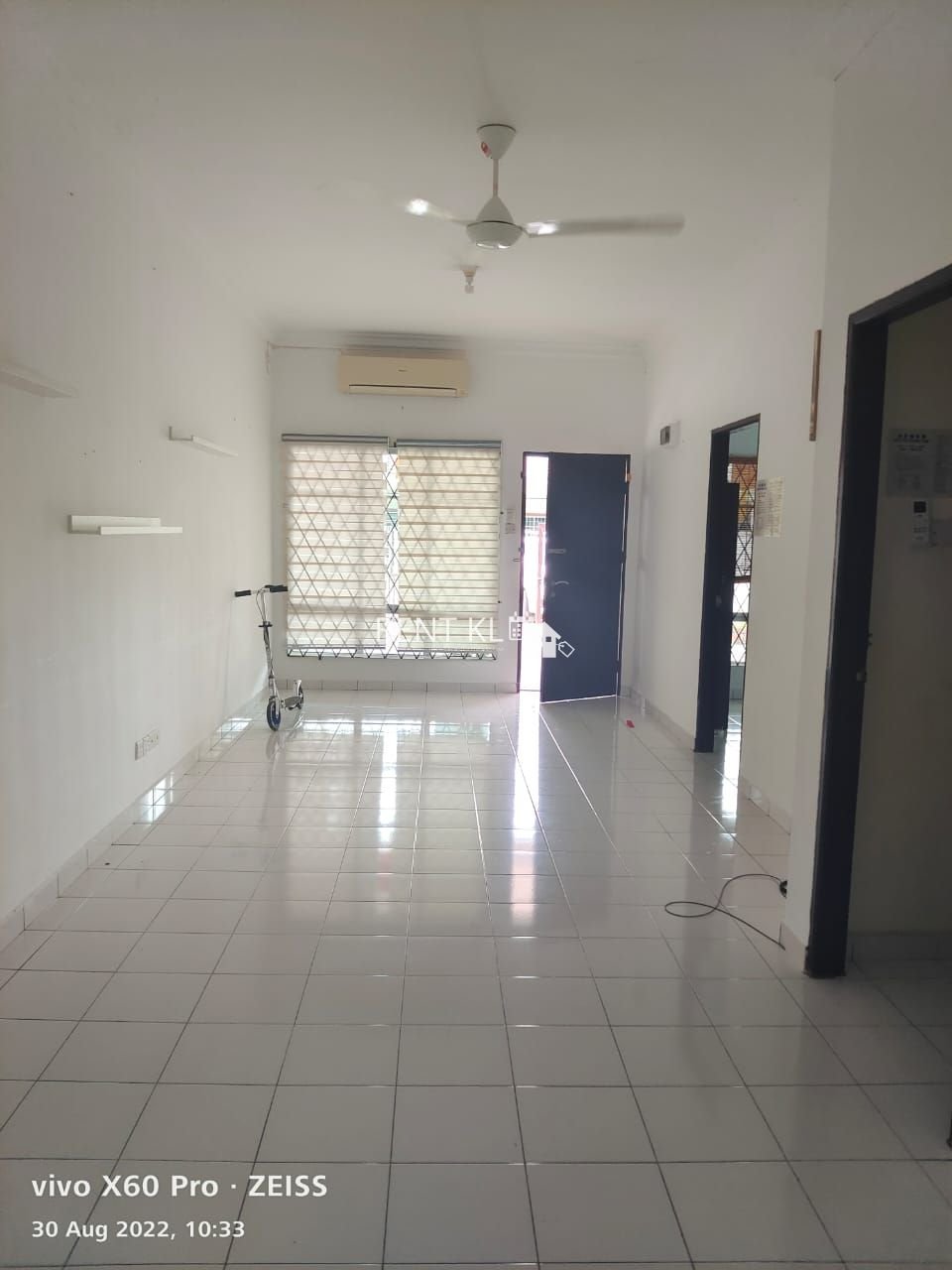 3 Bedrooms 2 Bathrooms 1 Storey Terrace House For Rent At Desa Bahagia Miri For Rent 2
