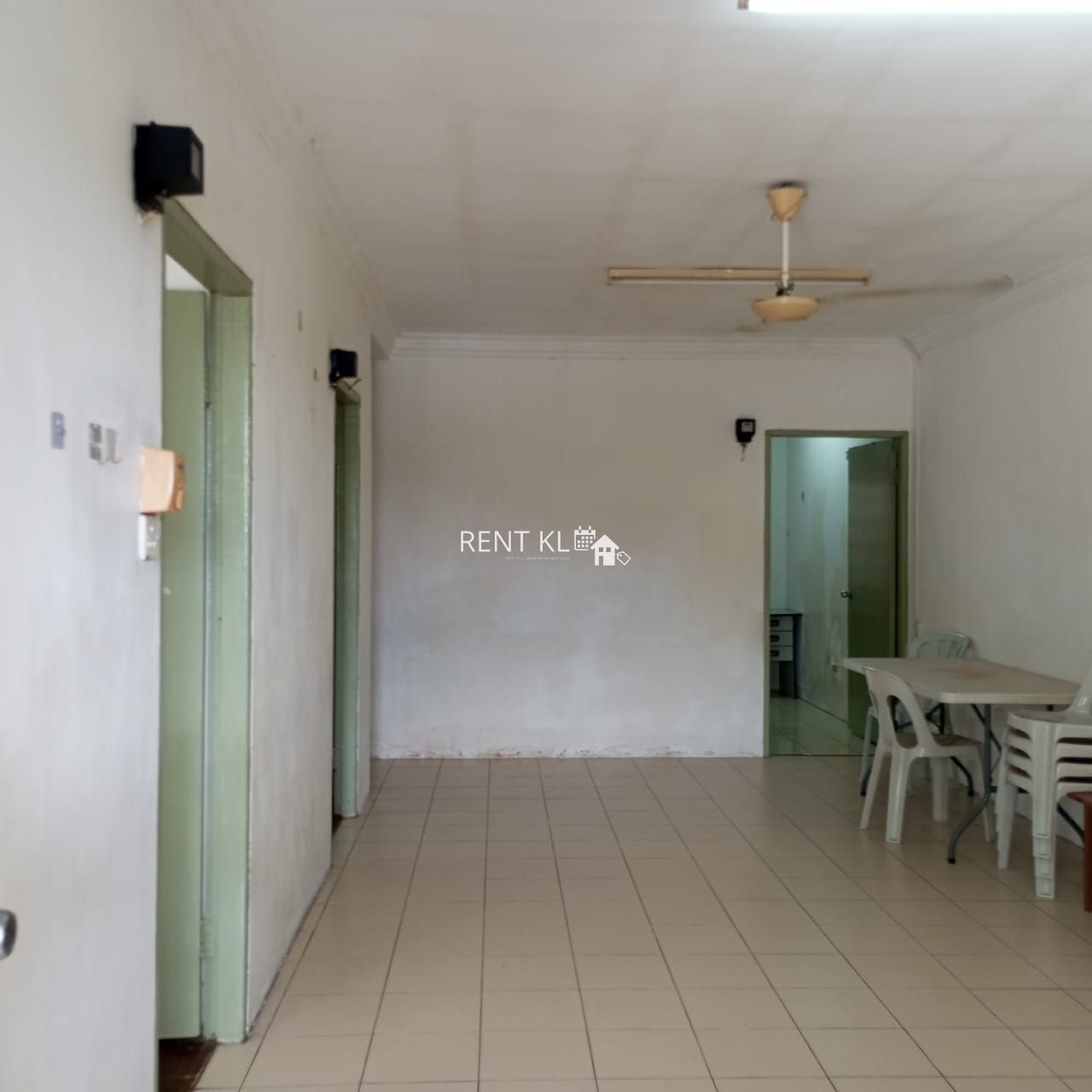 3 Bedrooms 2 Bathrooms Single Storey Terrace House For Rent At Lorong Desa Senadin 2C Senadin Miri House For Rent 2