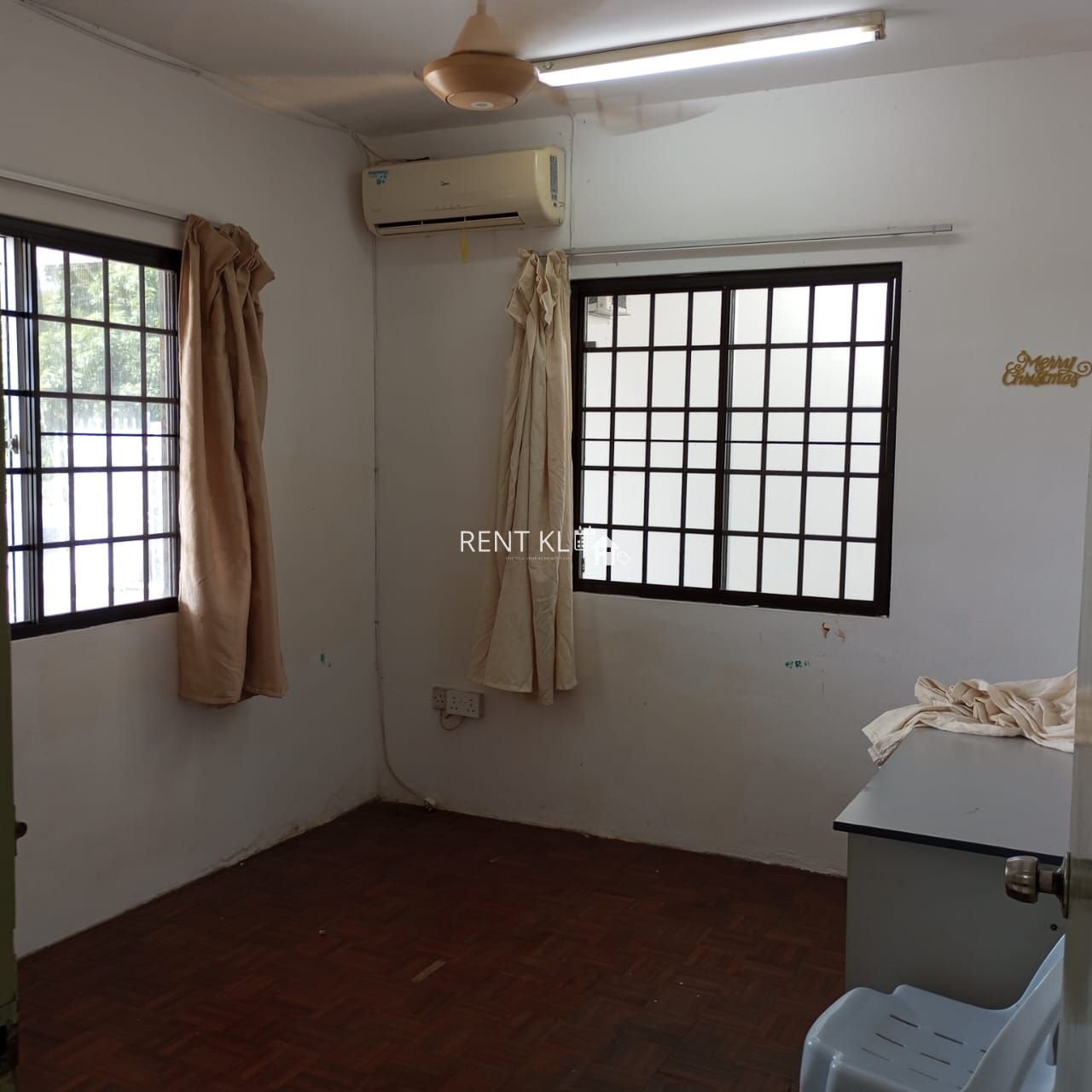 3 Bedrooms 2 Bathrooms Single Storey Terrace House For Rent At Lorong Desa Senadin 2C Senadin Miri House For Rent 3